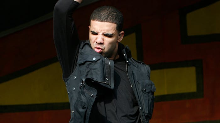 Drake&#8217;s Drama Down Under: A Marketing Stunt, Super Bowl Diss, and the Hunt for Online Casino Dominance